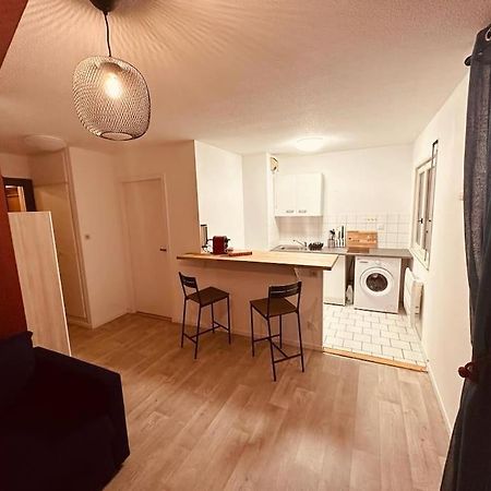 Studio Centre Avec Wifi Apartment Mulhouse Bagian luar foto